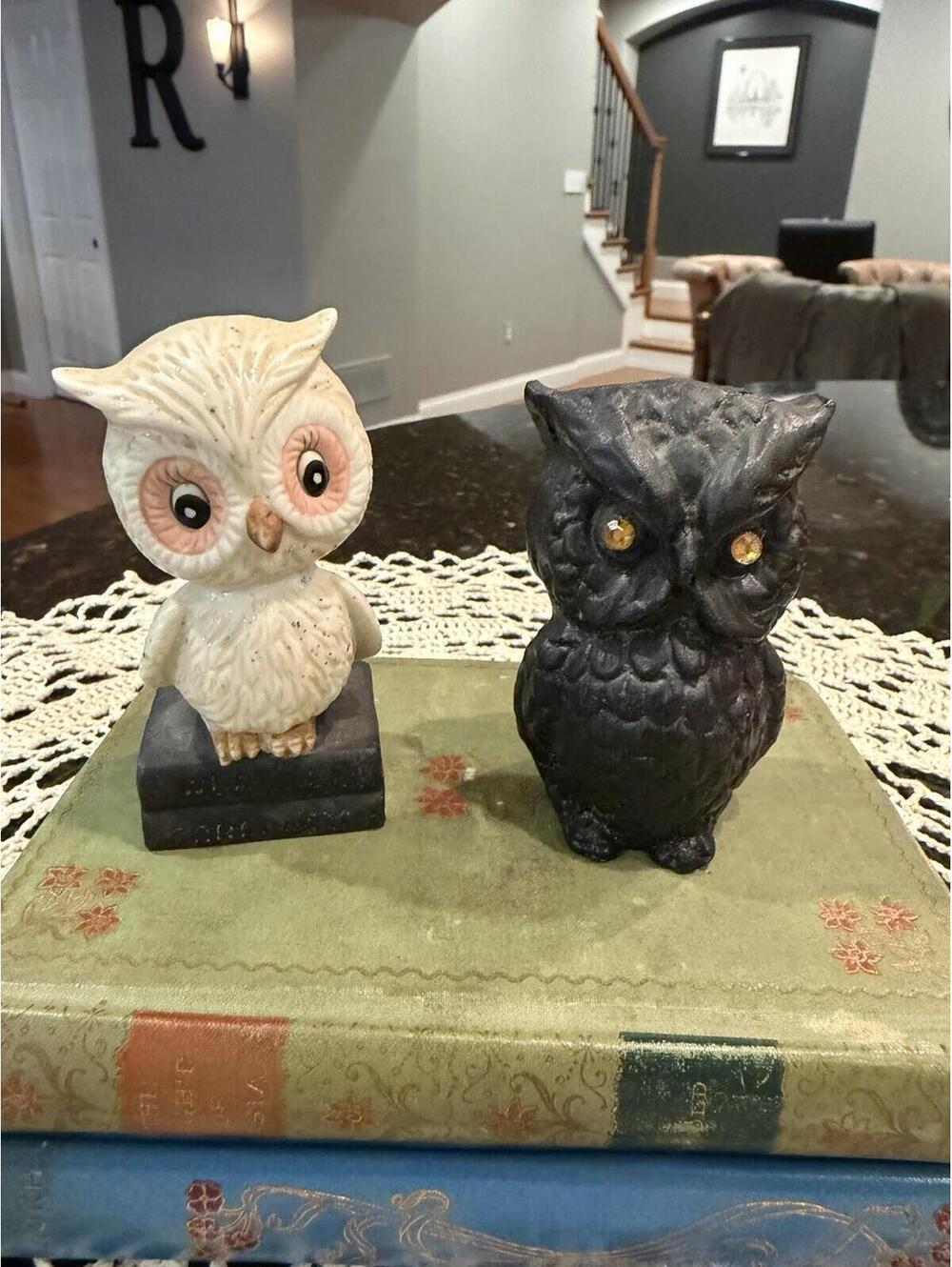 Set Of 2 Vintage Owls 1975 Enesco & Other Hand Crafted From Wood W/Sparkle Eyes